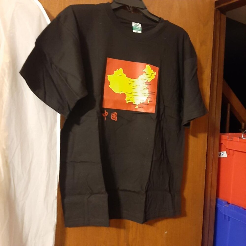NEW In Bag ! China Flag Map T Shirt Black Size L